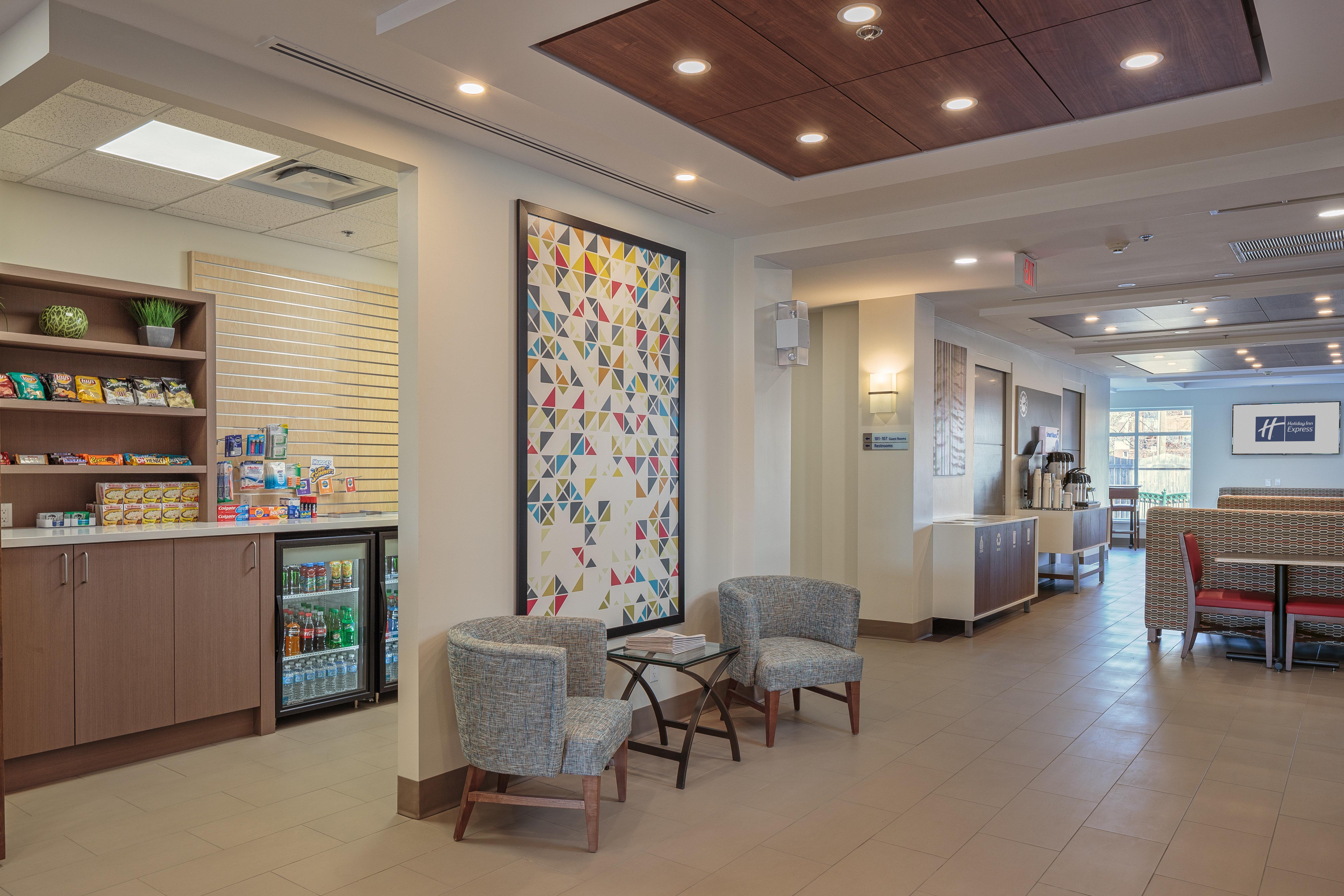 Holiday Inn Express & Suites - Belleville By Ihg Экстерьер фото